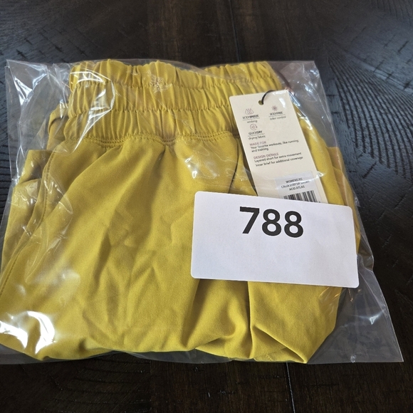 CALIA by Carrie Underwood High-Rise Step Up Short - XS - Acid Atlas New Running - Picture 12 of 12